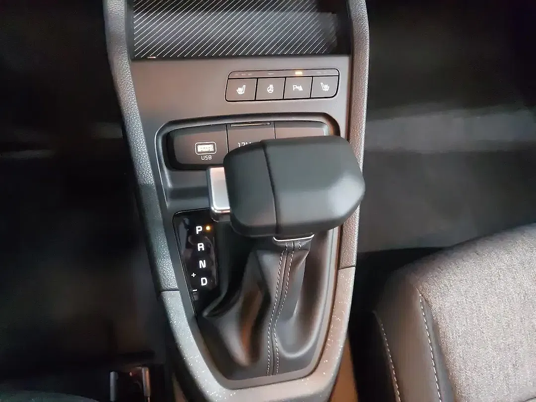 Kia Stonic - Thumbnail 12