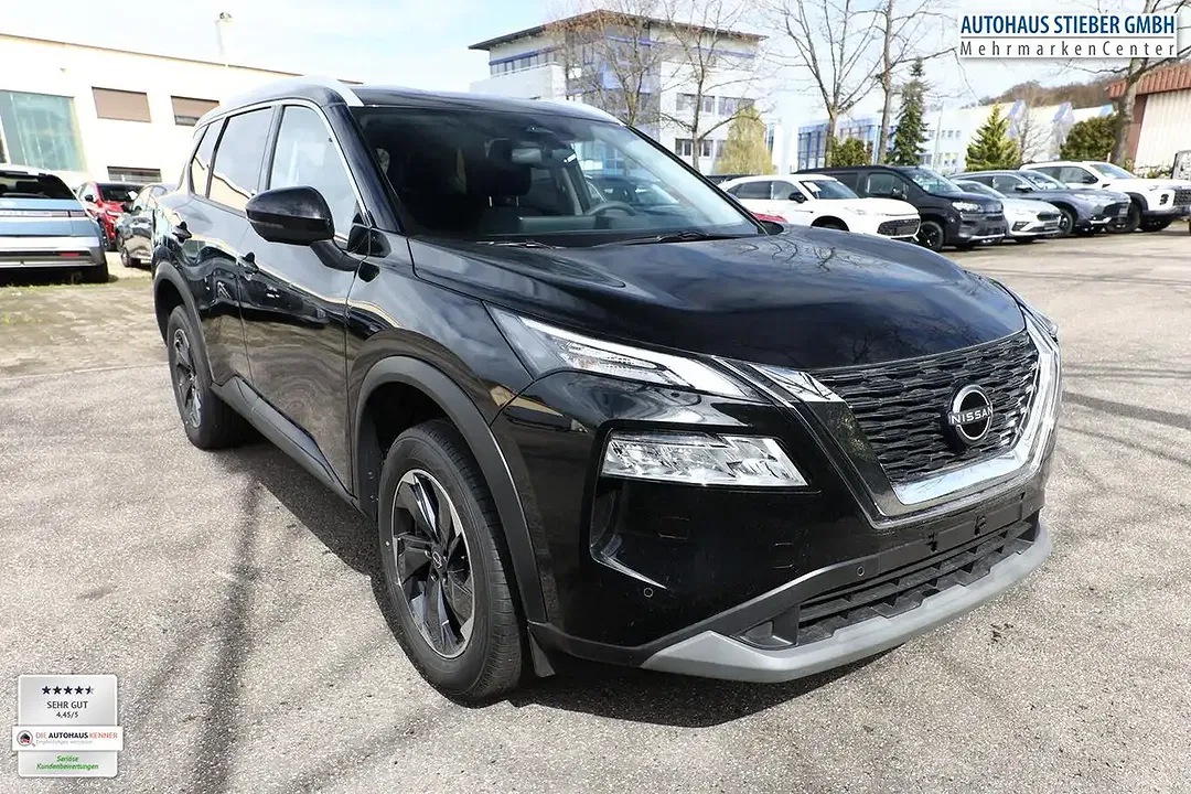Nissan X-Trail - Thumbnail 2