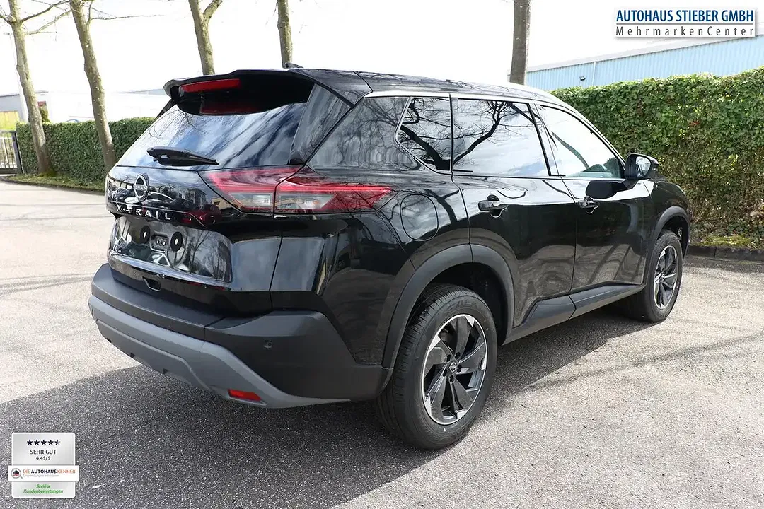 Nissan X-Trail - Thumbnail 3