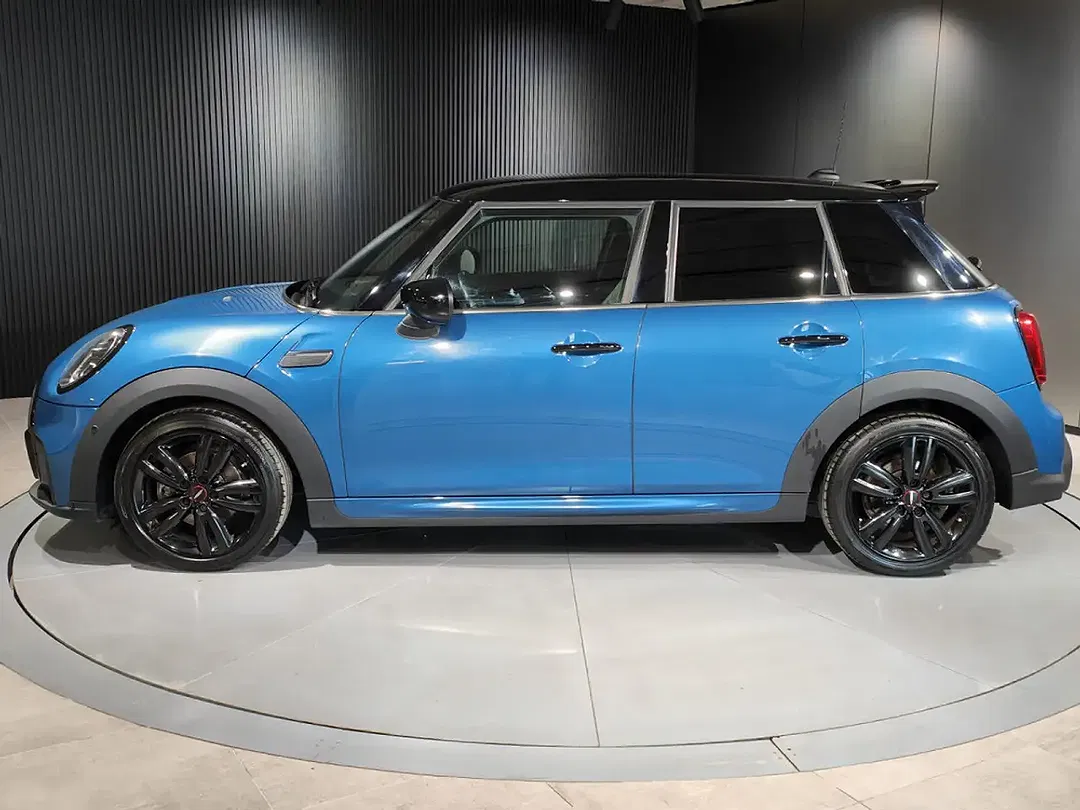 MINI Cooper - Thumbnail 5