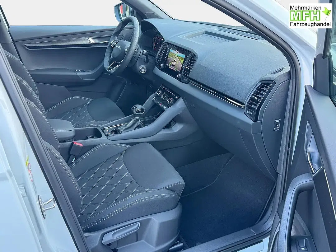 Skoda Karoq - Thumbnail 8