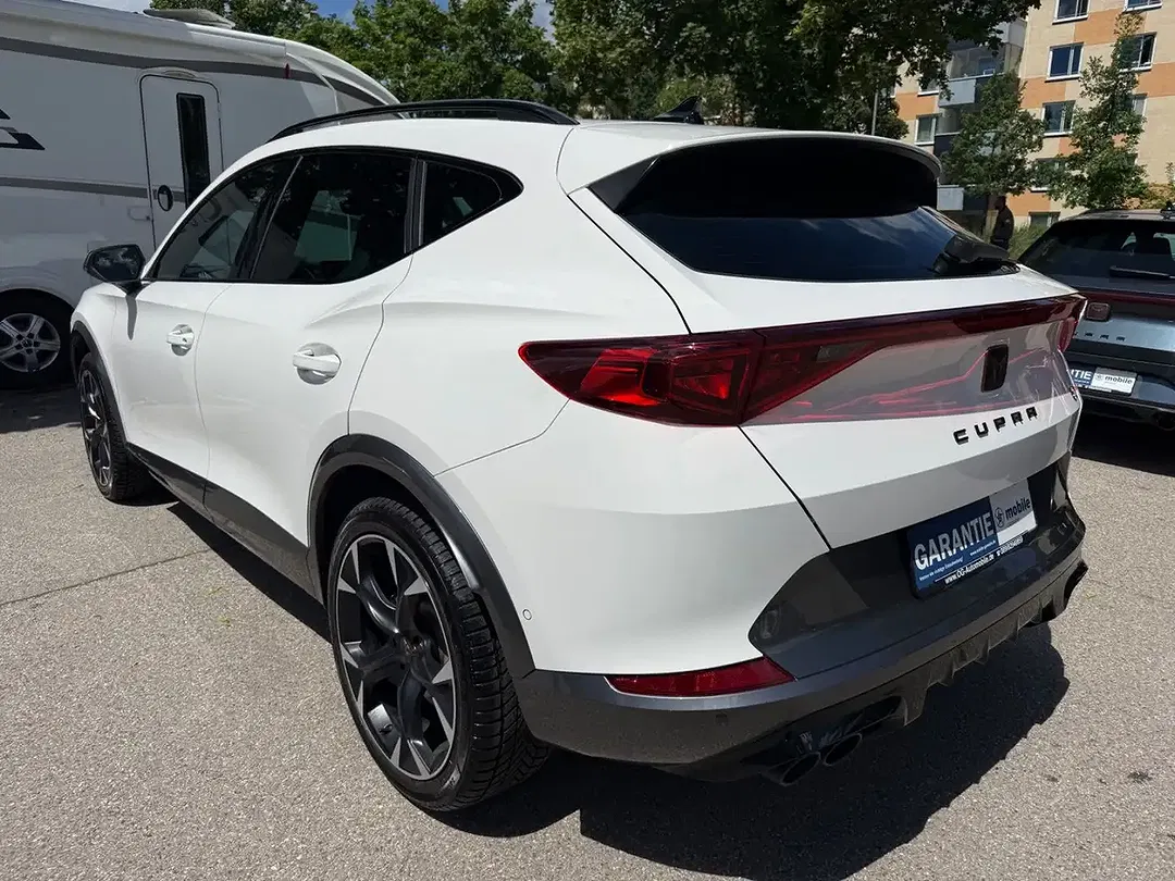 CUPRA Formentor - Thumbnail 3