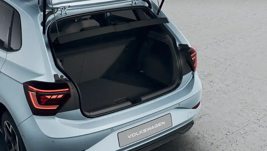 Volkswagen Polo - Thumbnail 8