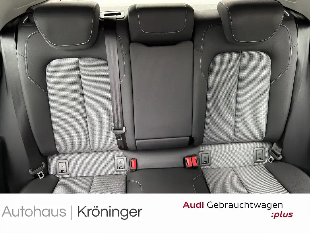 Audi Q2 - Thumbnail 10