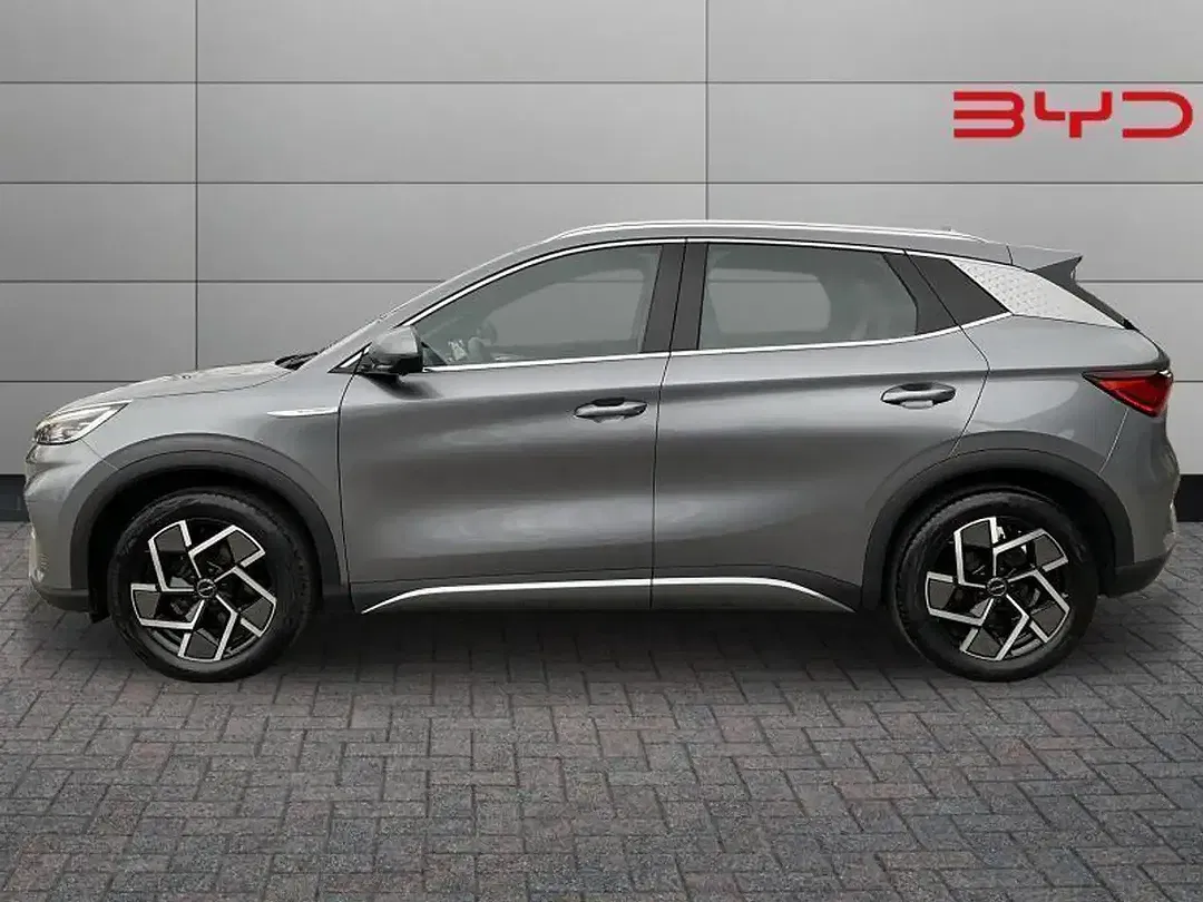 BYD Atto 3 - Thumbnail 3