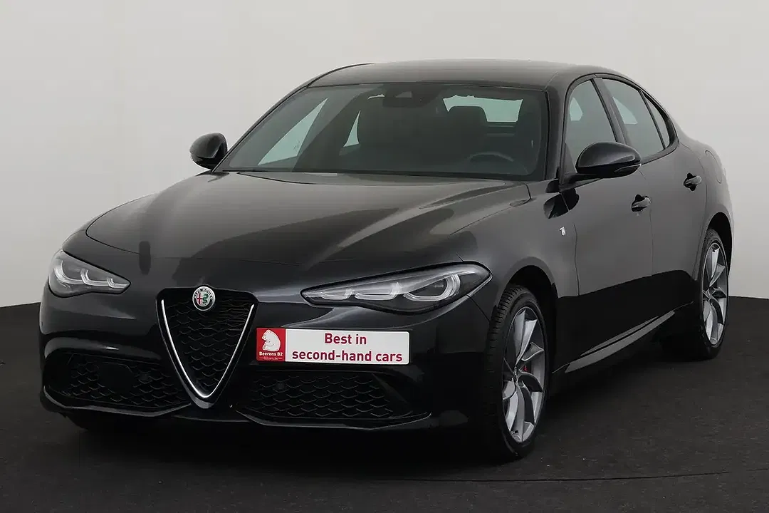 Alfa Romeo Giulia - Thumbnail 3