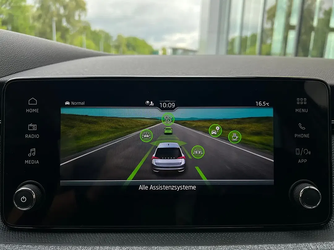 Skoda Scala - Thumbnail 14