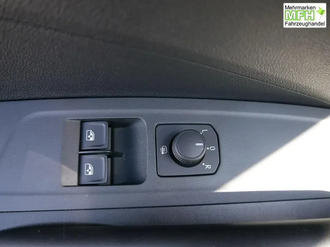 Skoda Fabia - Thumbnail 9