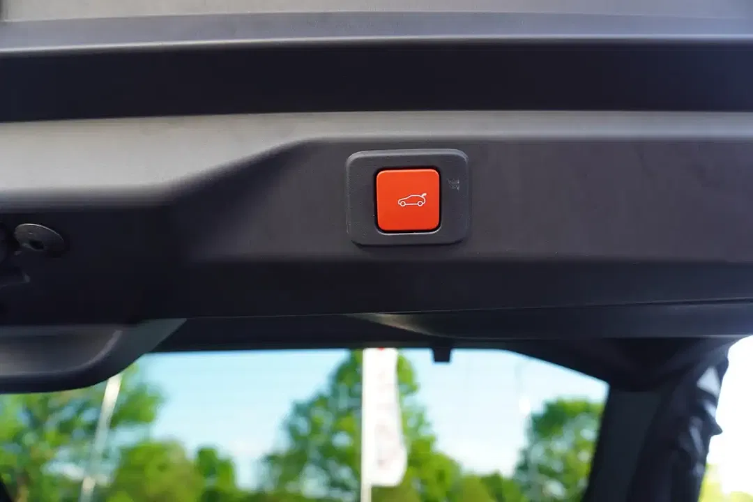 Peugeot 3008 - Thumbnail 9