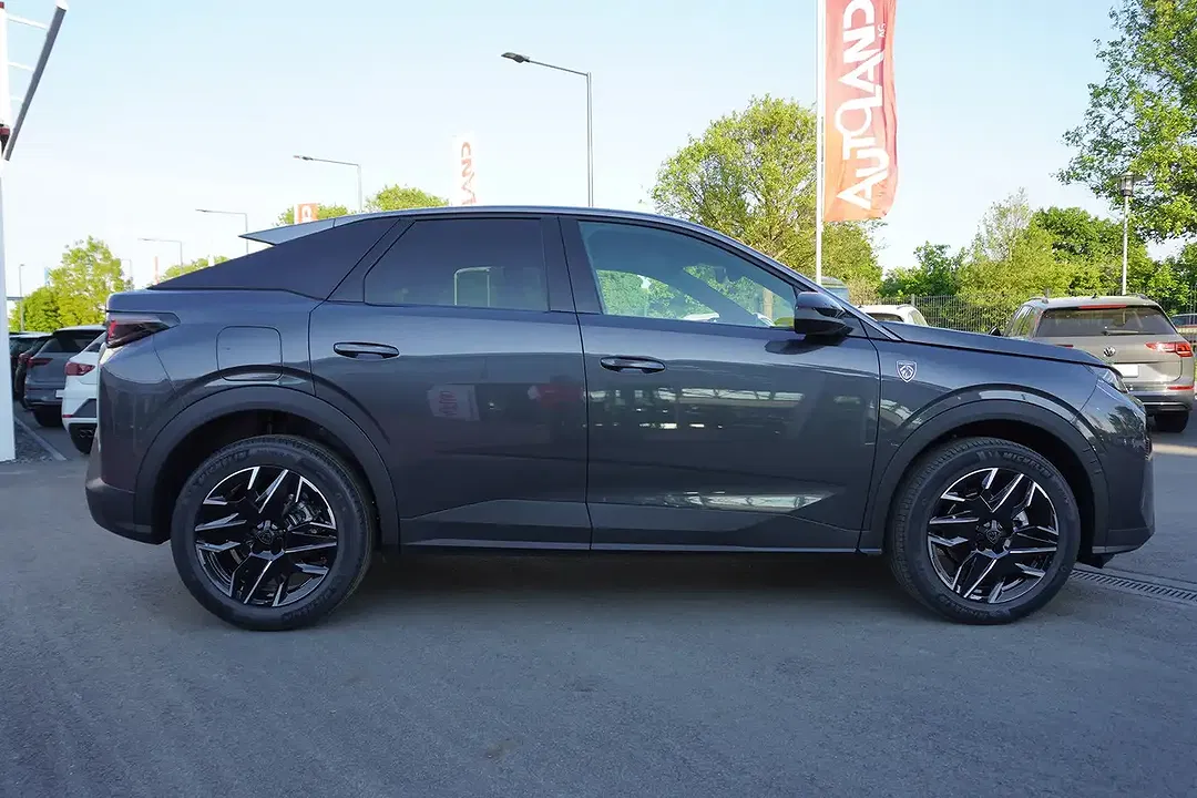 Peugeot 3008 - Thumbnail 3
