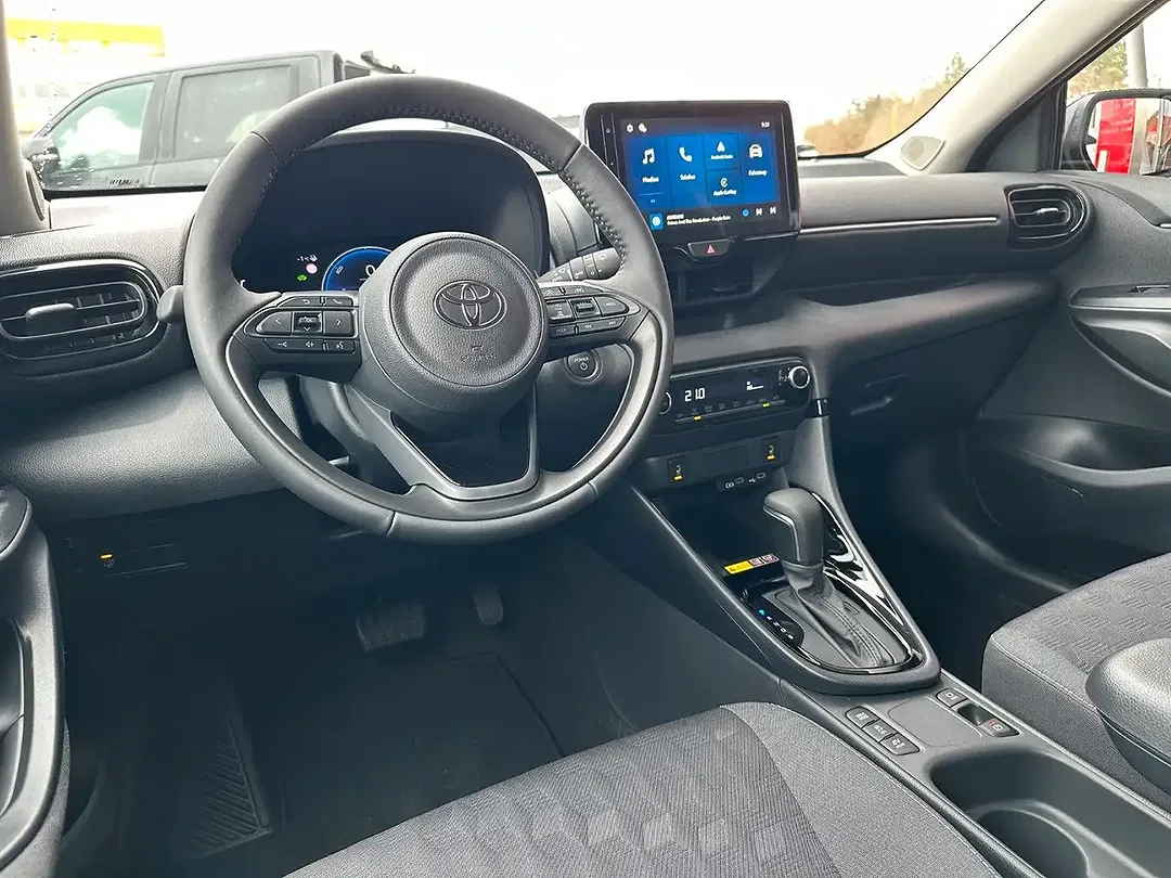 Toyota Yaris - Thumbnail 12