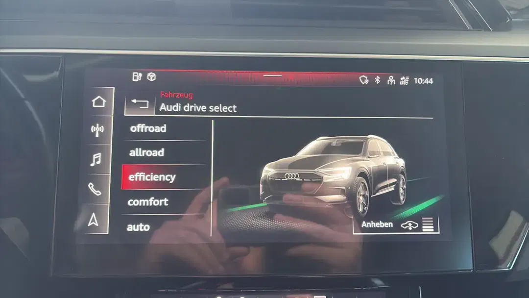 Audi e-tron - Thumbnail 15