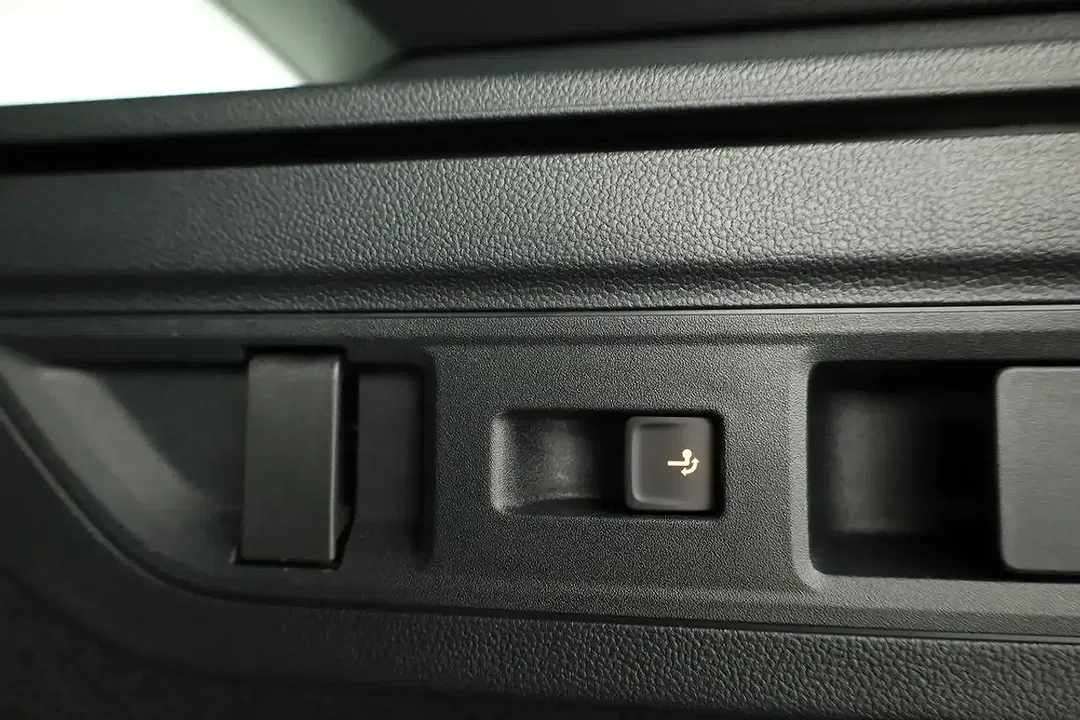 Volkswagen Passat Variant - Thumbnail 13