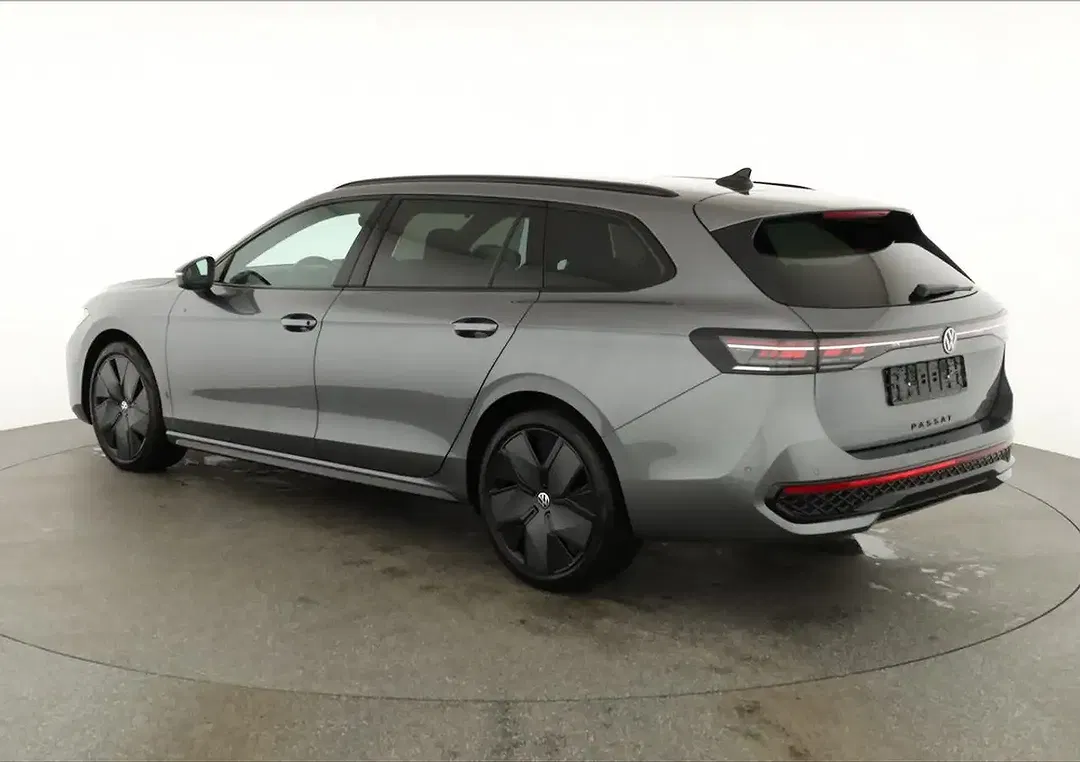 Volkswagen Passat Variant - Thumbnail 3