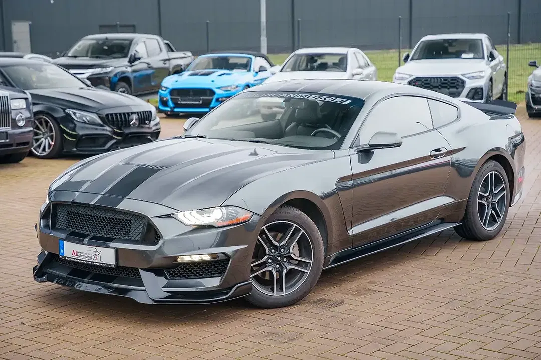 Ford Mustang - Thumbnail 10