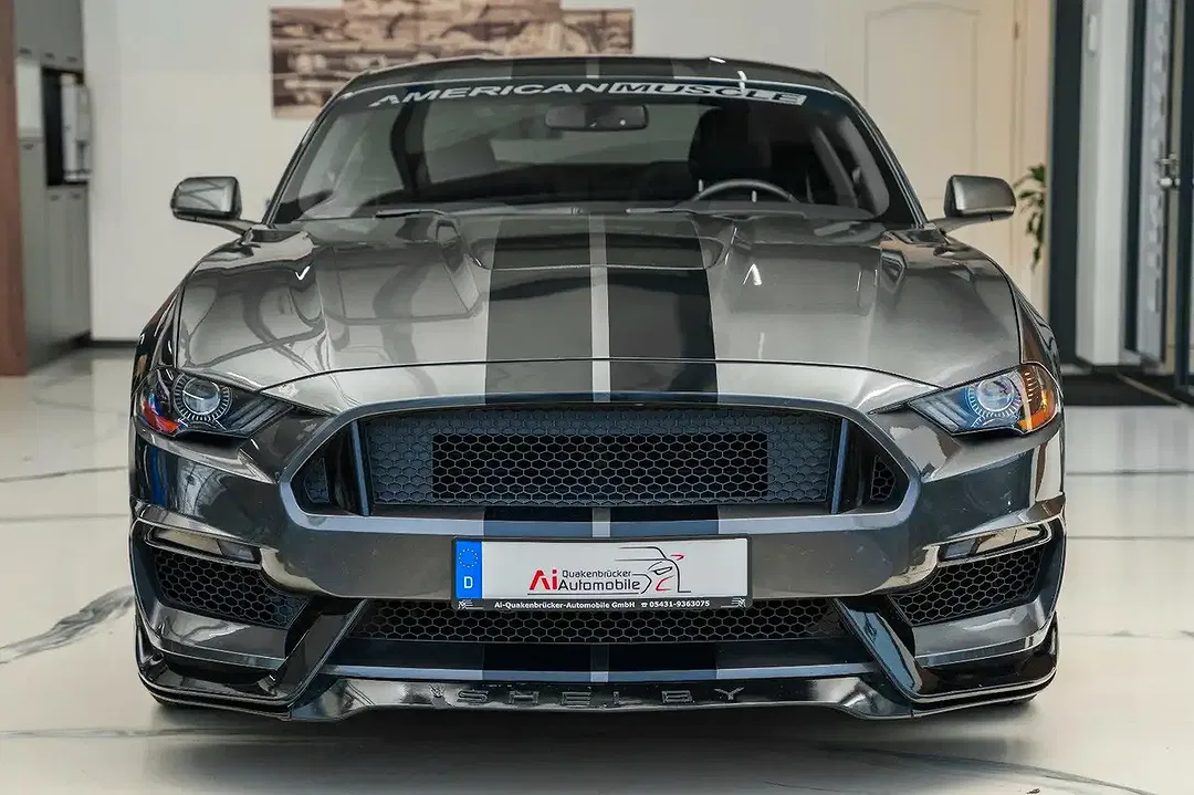 Ford Mustang - Thumbnail 2