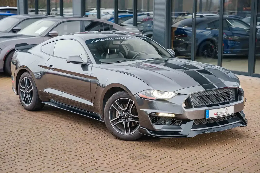 Ford Mustang - Thumbnail 8