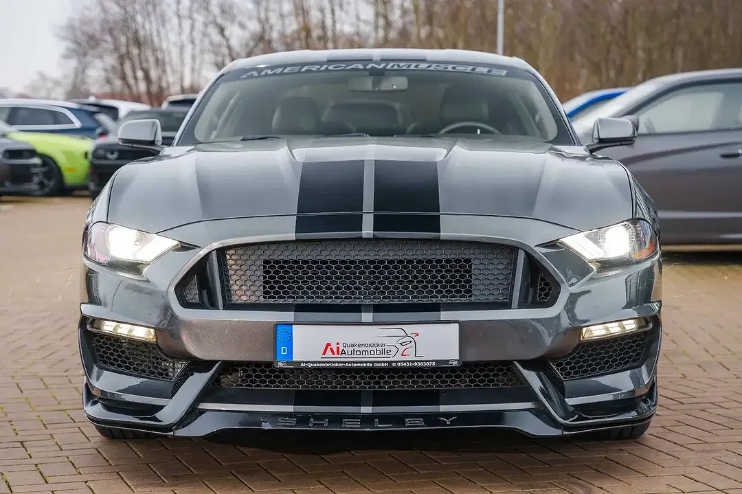 Ford Mustang - Thumbnail 9