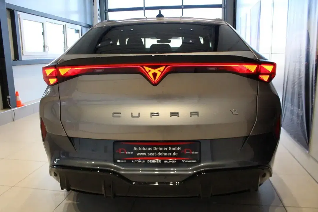 CUPRA Tavascan - Thumbnail 4