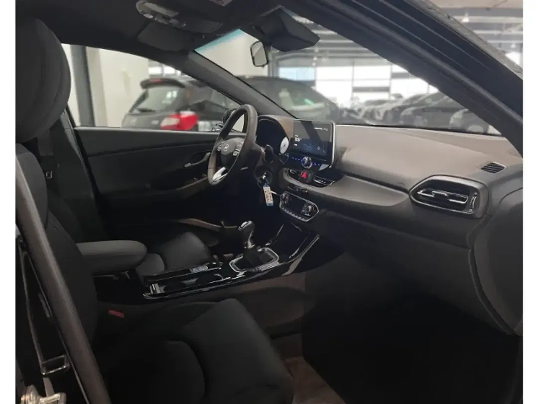 Hyundai i30 - Thumbnail 9