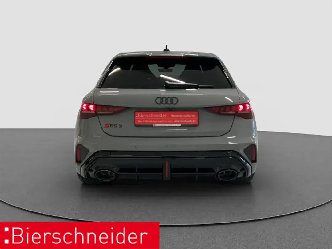 Audi RS3 - Thumbnail 4