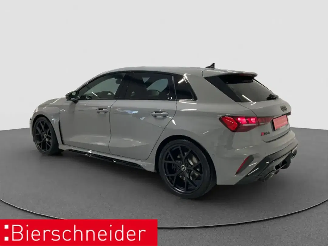 Audi RS3 - Thumbnail 5
