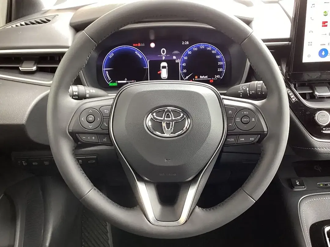 Toyota Corolla - Thumbnail 8