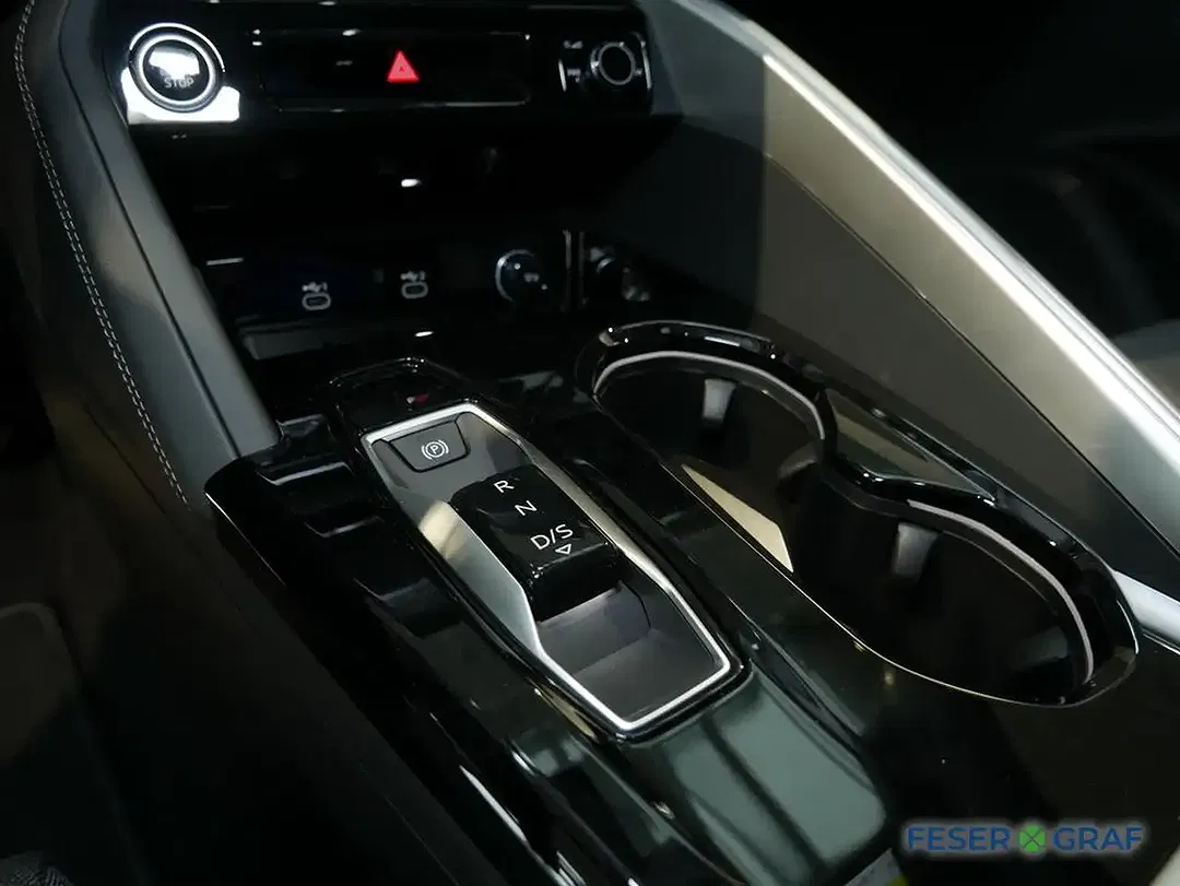 Audi Q5 - Thumbnail 8