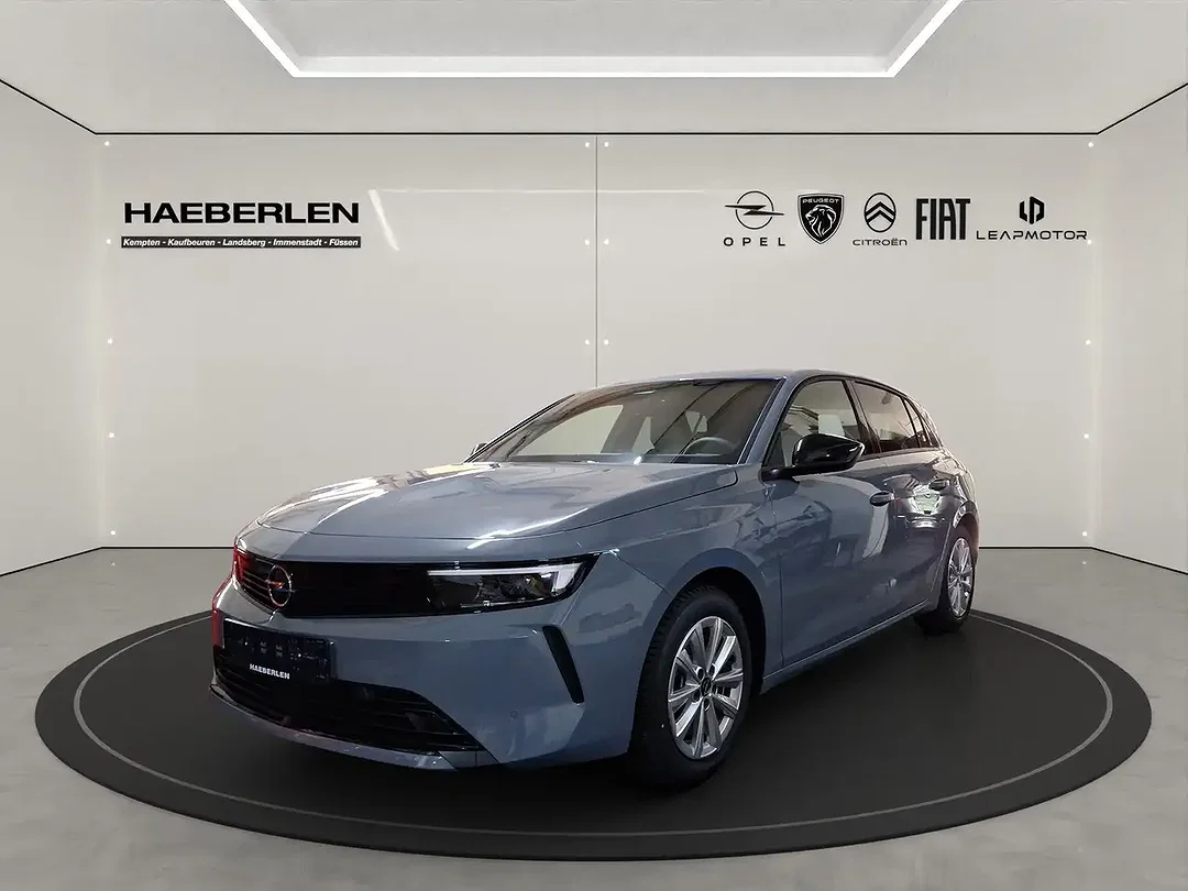 Opel Astra - Afbeelding 1