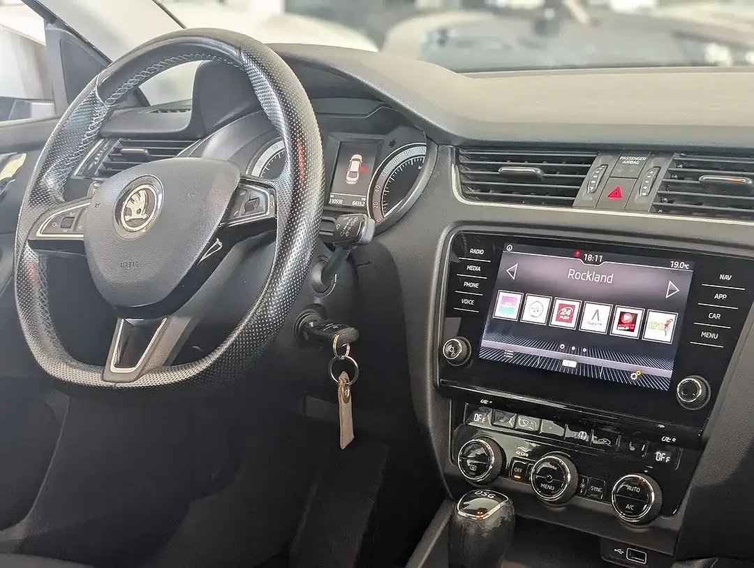 Skoda Octavia - Thumbnail 17