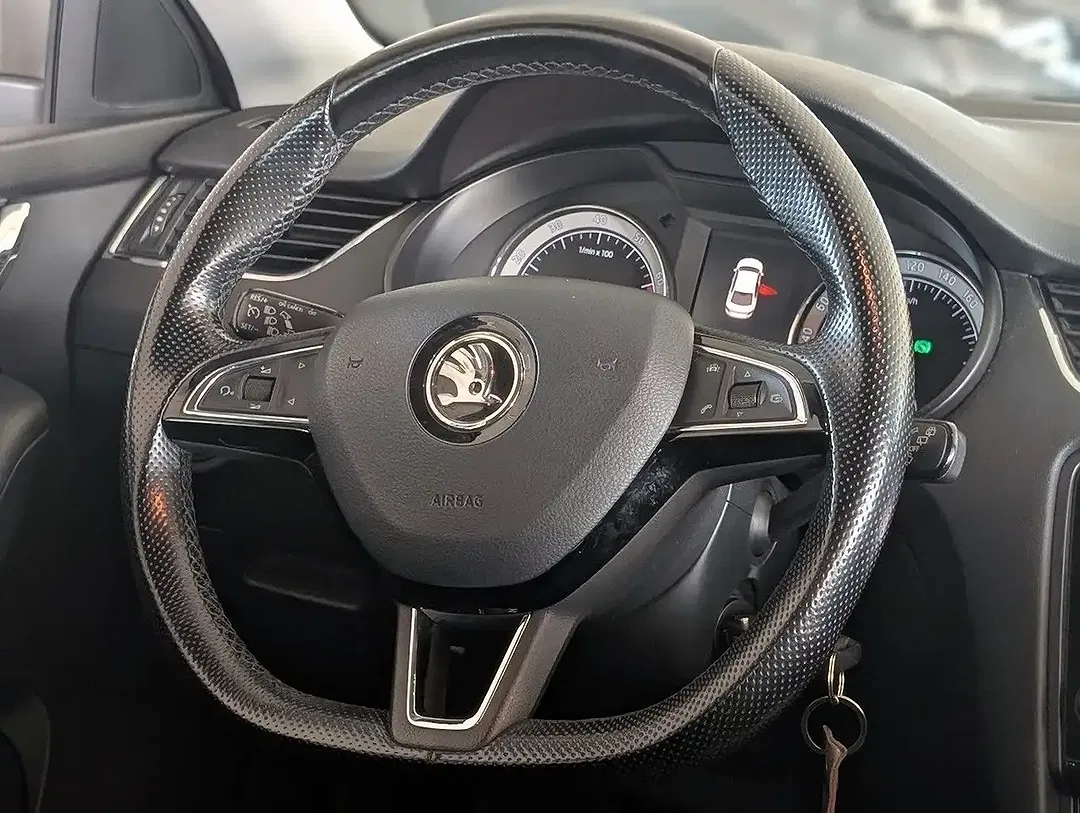 Skoda Octavia - Thumbnail 18