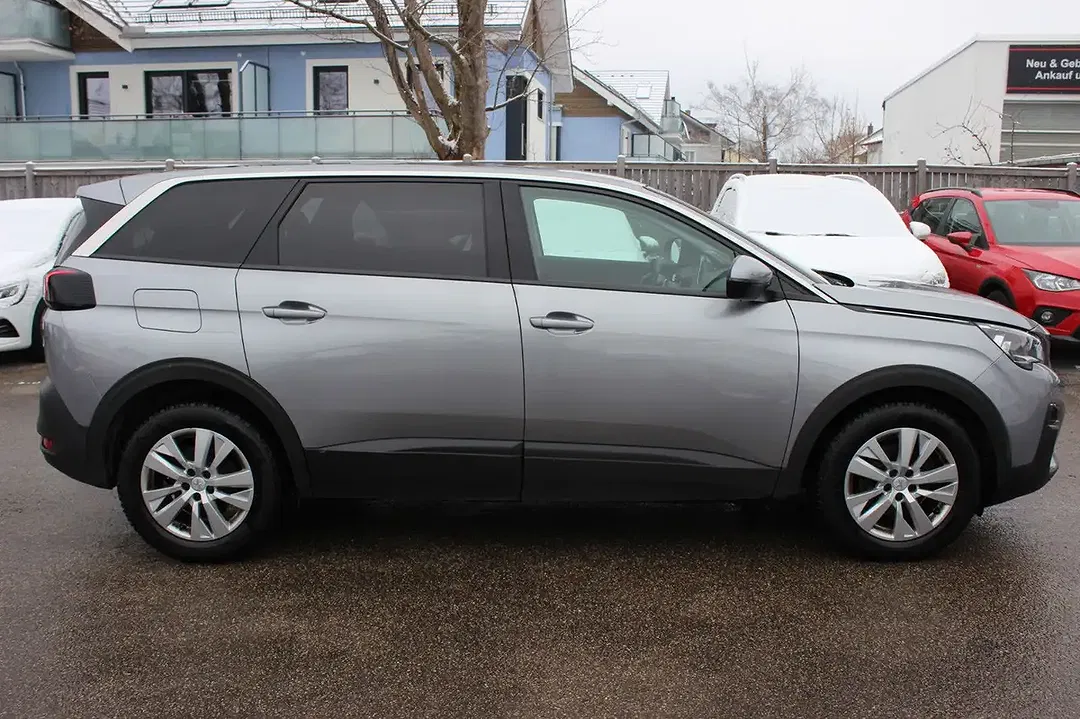 Peugeot 5008 - Thumbnail 8