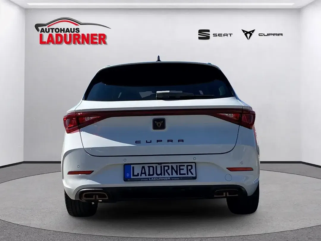 CUPRA Leon - Thumbnail 3