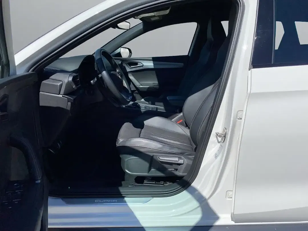 CUPRA Leon - Thumbnail 6