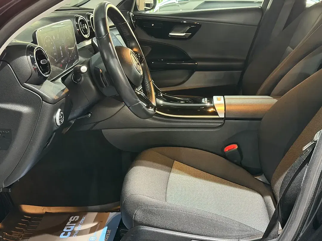 Mercedes-Benz C 220 - Thumbnail 16