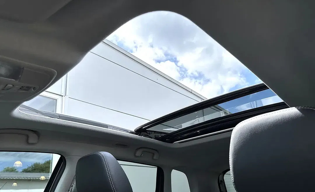 Suzuki Vitara - Thumbnail 12