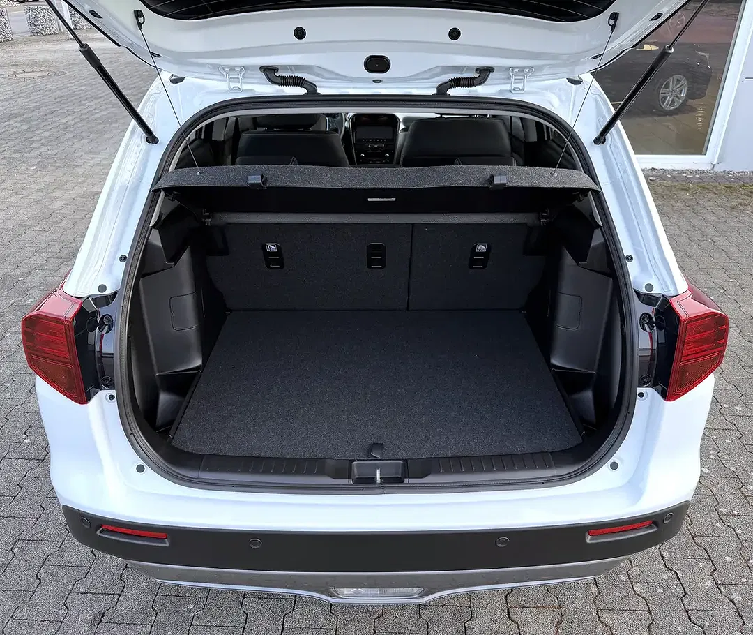 Suzuki Vitara - Thumbnail 14