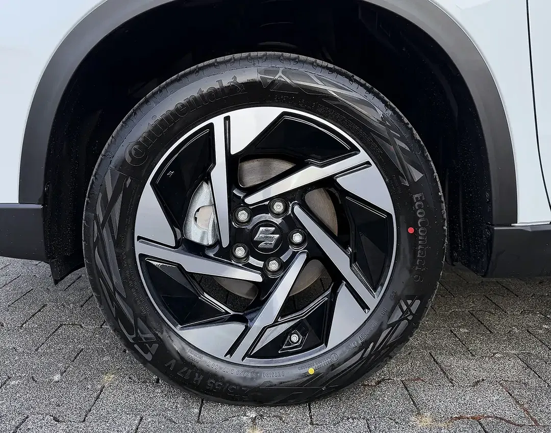 Suzuki Vitara - Thumbnail 15