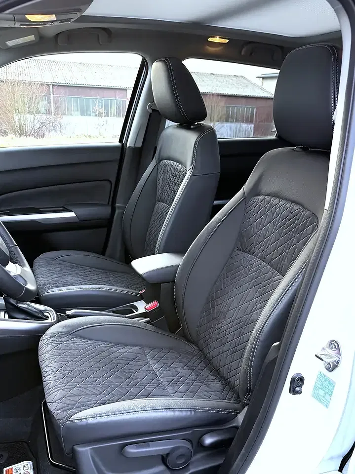 Suzuki Vitara - Thumbnail 9