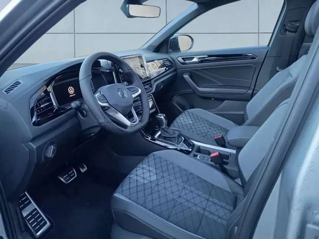 Volkswagen T-Roc - Thumbnail 9