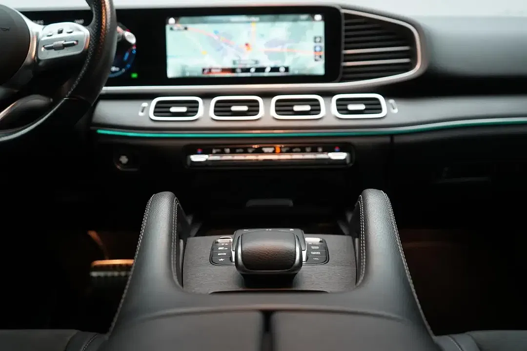 Mercedes-Benz GLE 350 - Thumbnail 19