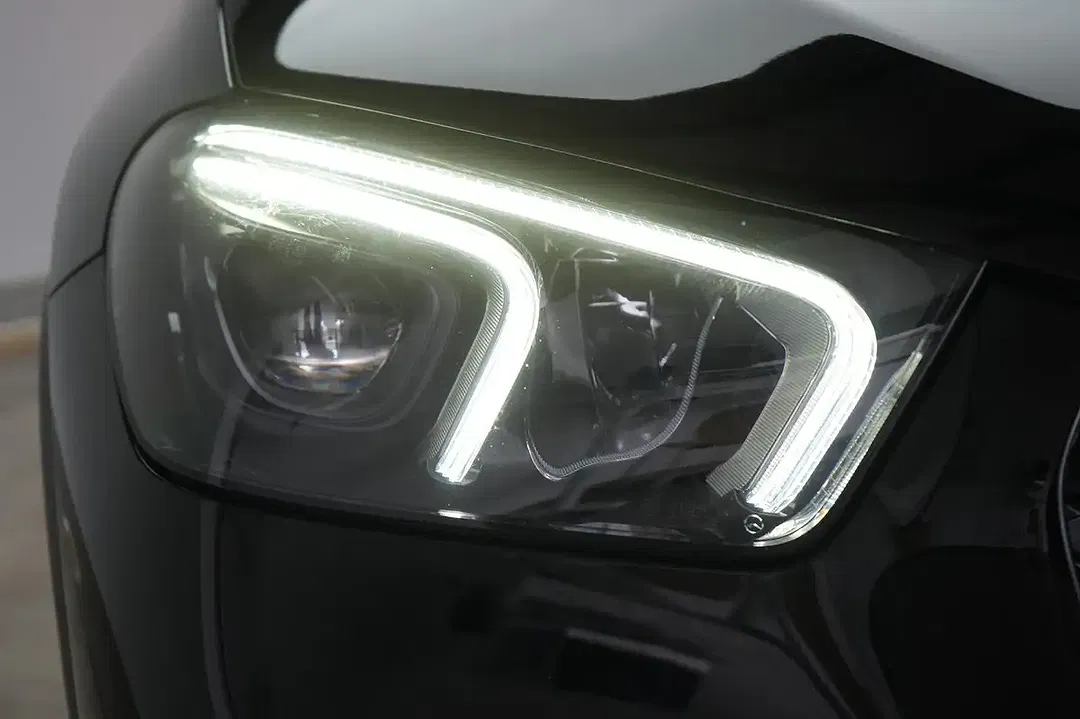 Mercedes-Benz GLE 350 - Thumbnail 36
