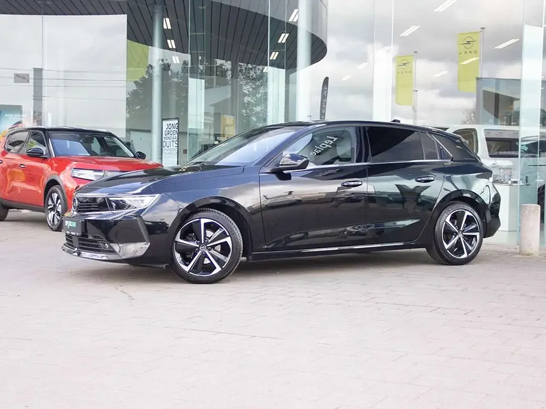 Opel Astra - Thumbnail 2