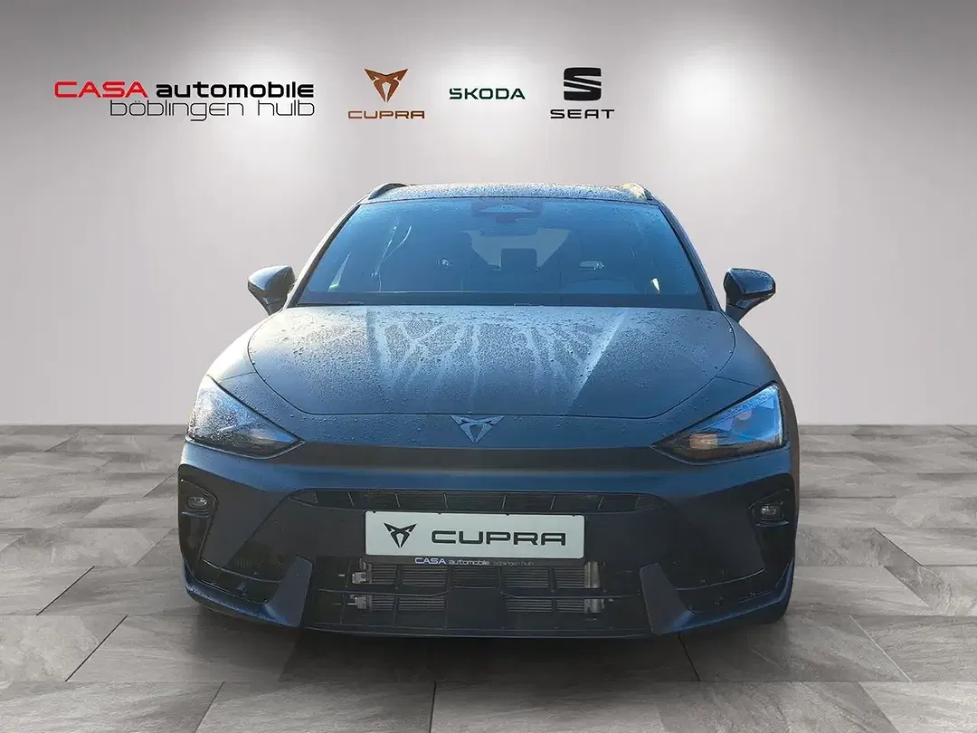 CUPRA Leon - Thumbnail 2
