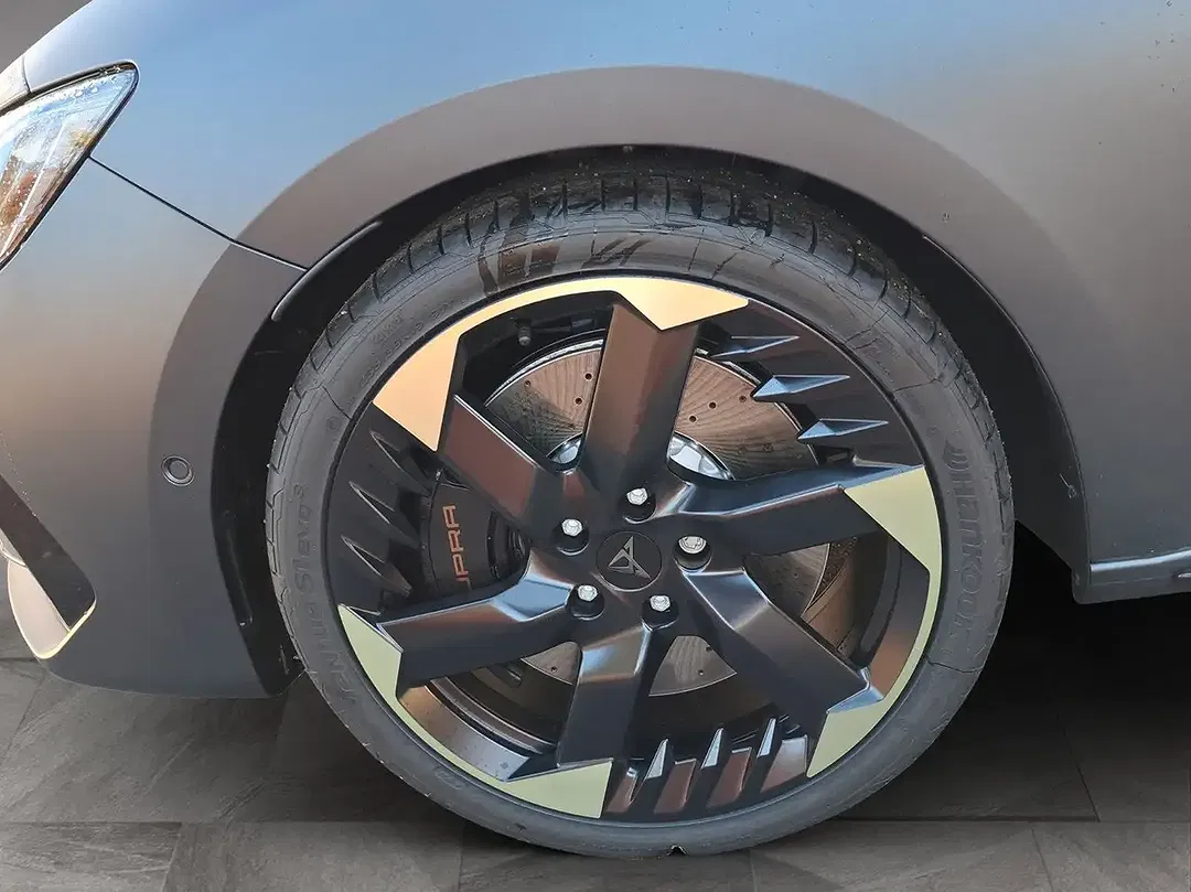 CUPRA Leon - Thumbnail 8