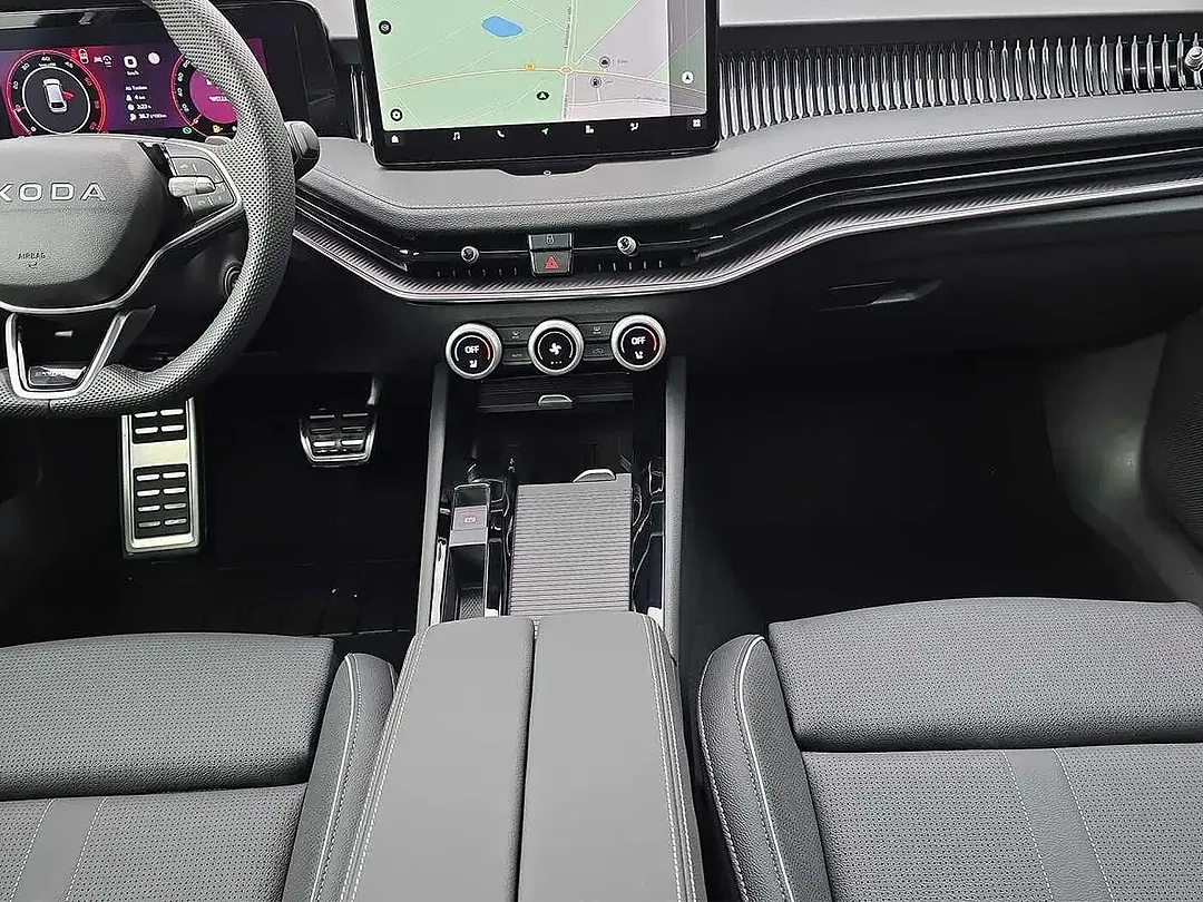 Skoda Superb - Thumbnail 6