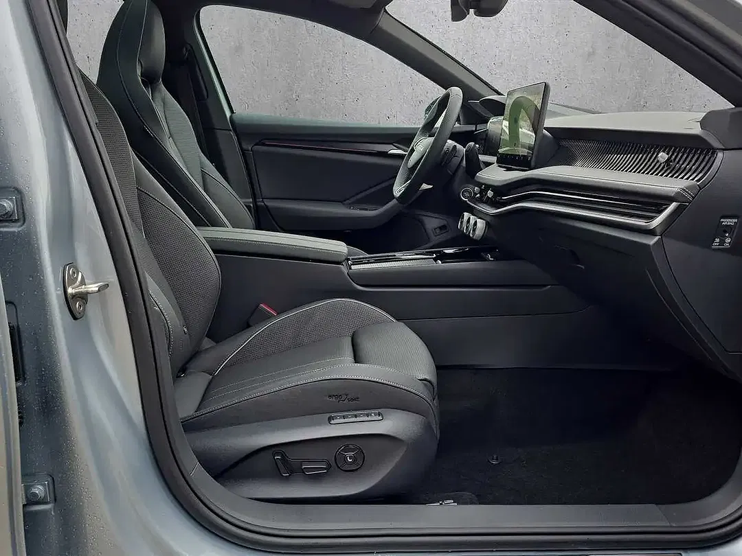 Skoda Superb - Thumbnail 9