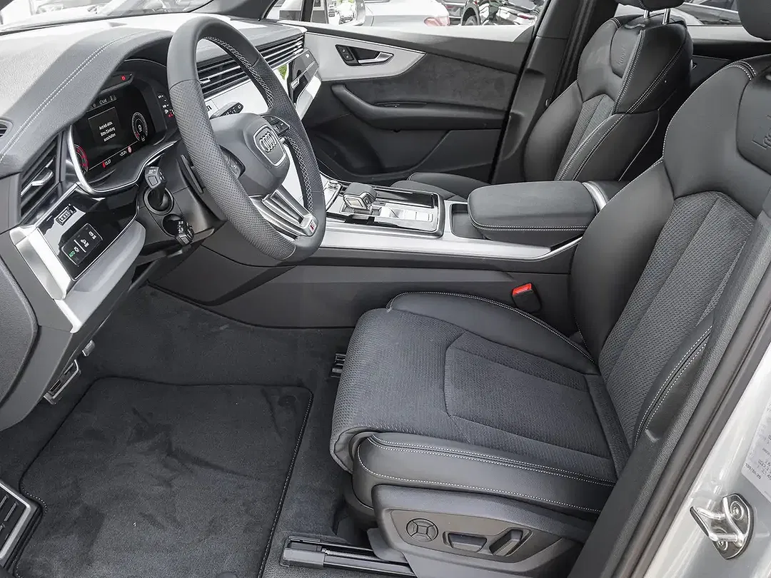 Audi Q7 - Thumbnail 12