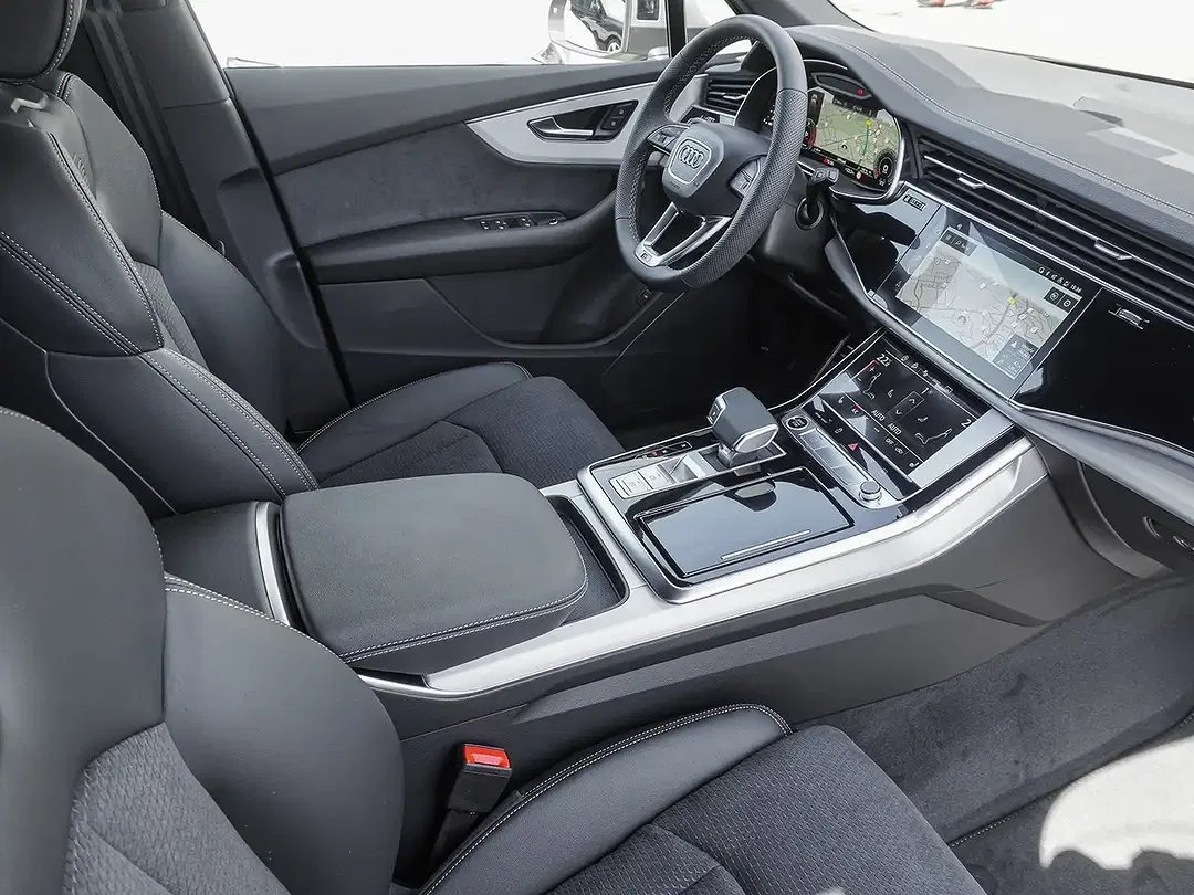 Audi Q7 - Thumbnail 5