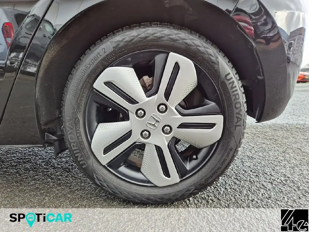 Honda Jazz - Thumbnail 11